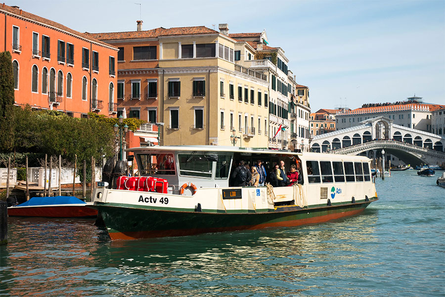 Vaporetto - Venice waterbus - fares- tickets - Buy Online